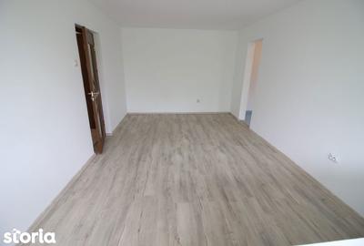 Apartament cu 2 camere semidecomandat în Țiglina 1 - 7