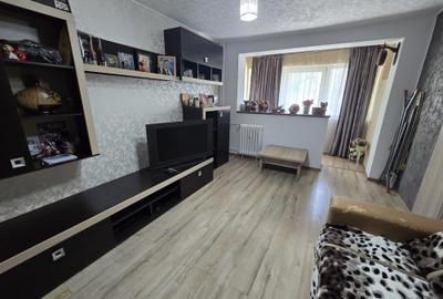 Apartament cu 3 camere semidecomandat, mobilat în Colentina - 17