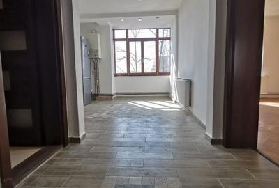Apartament cu 5 camere semidecomandat, mobilat în Șagului - 17