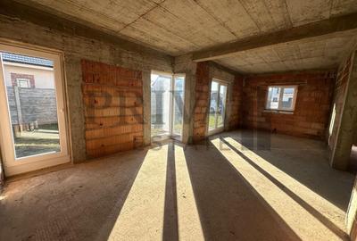 Casă individuală cu 5 camere cu Canalizare în Dumbrăvița - 10