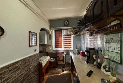 Apartament 2 camere Cartier Ostroveni zona Piata - 14