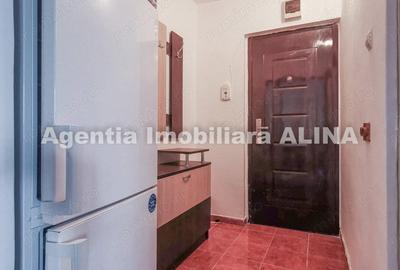 Garsonieră semidecomandată în Micro 15 - 11