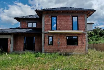 Casă cu 4 camere în Ghinda - 1