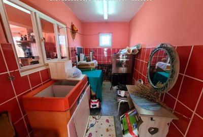 Casa D+P+1, situata in Curtisoara - 7