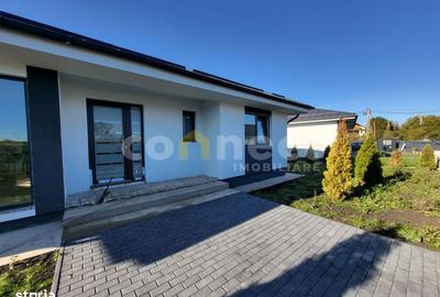 Casă cu 4 camere în Tureni - 1