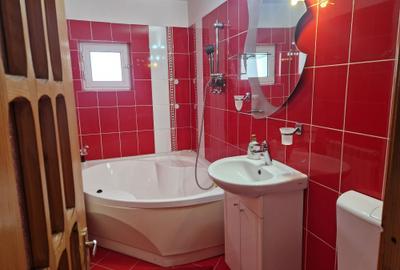 Apartament cu 3 camere decomandat în 1 Decembrie - 4