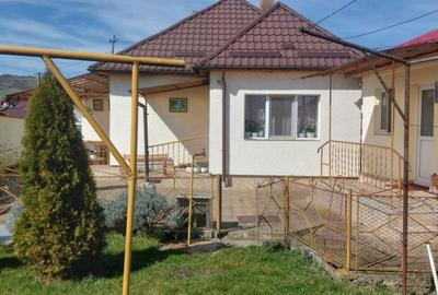 Casă cu 3 camere cu Teren 600 Mp în Central - 4