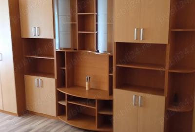 Apartament cu 3 camere decomandat în Soarelui - 8
