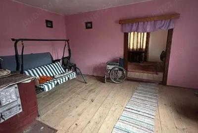 Casă cu Teren 5400 Mp în Central - 3