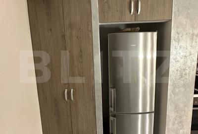 Apartament de vanzare, cu 2 camere, 50 mp, zona Bulevardul 1 Decembrie - 7