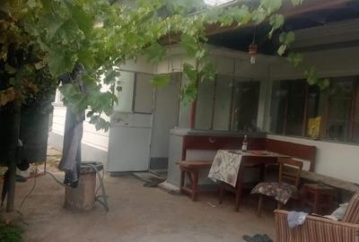 Casa la curte in Bolintin Deal - 3