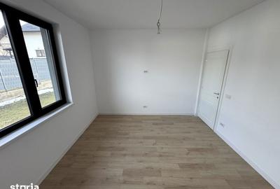 Casă cu 4 camere cu Teren 540 Mp în Miroslava - 8