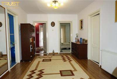 Casa individuala P+1E, curte, gradina, zona bloc Lama - 11