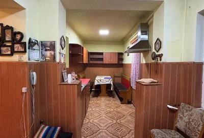 Casă cu 3 camere cu Teren 700 Mp în Central - 7