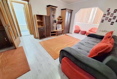 Apartament cu 2 camere semidecomandat, mobilat în 9 Mai - 2