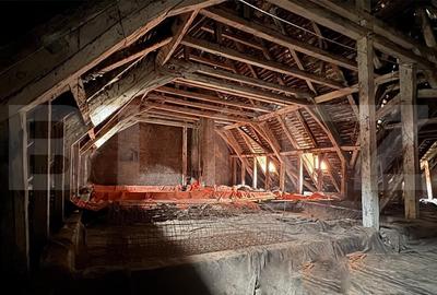 Pod spaitos, transformabil in apartamente, 285 mp, Piata Sfatului - 4