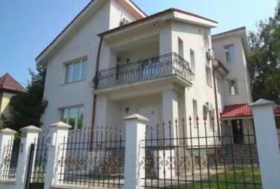 Cladire Stradala Pozitie Excellenta Pe  Blvd. George Cosbuc) - 1