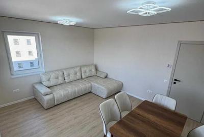 Apartament cu 3 camere decomandat în Tractorul - 2