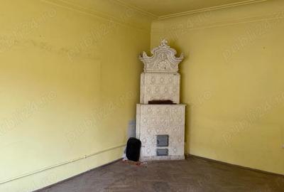 Casă cu 3 camere în Central - 2