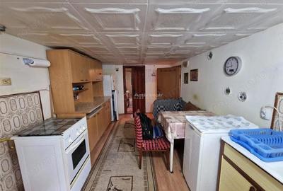 Casă cu Teren 115 Mp în Muncitoresc - 4