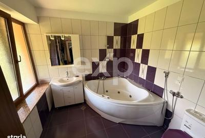 Casă cu 4 camere în Central - 9
