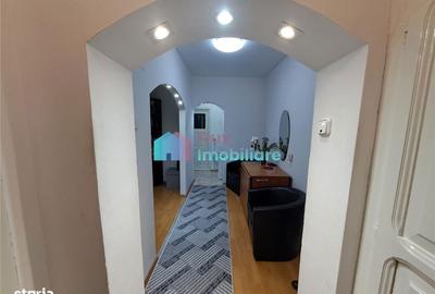 Apartament cu 3 camere decomandat în George Enescu - 2