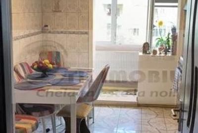 Apartament 3 camere, decomandat, 2 bai, 82mp, Poitiers Apartament 3 camere, decomandat, 2 bai, 82mp, Poitiers - 3