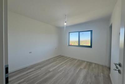 Vila individuala de vanzare in Barnova, zona retrasa si linistita - 9