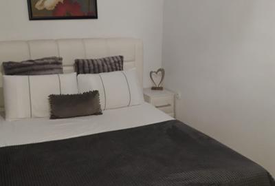 Km.5- Bloc nou,3camere mobilat utilat lux la pretul de 135000 euro - 11