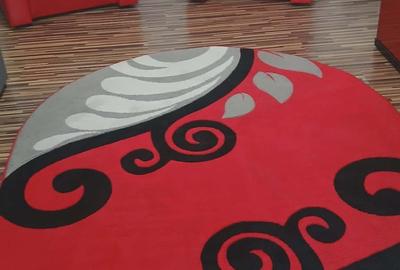 Apartament cu 2 camere semidecomandat în Craiovița Nouă