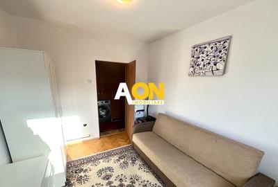 Apartament cu 3 camere decomandat, mobilat în Cetate