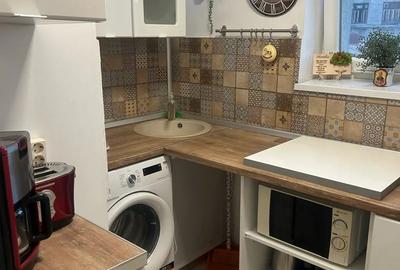 Central-Magheru-CA Rosetti-3 camere bloc fara risc, anvelopat - 2