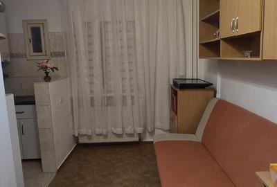 Garsonieră nedecomandată în Girocului - 1