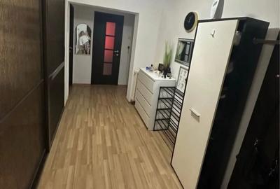 Apartament cu 2 camere decomandat în Central - 1