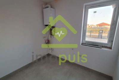 Duplex cu 4 camere cu Canalizare în Moșnița Nouă - 8
