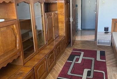 Garsonieră decomandată în Central - 4