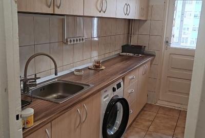 Apartament cu 3 camere decomandat în Minerul - 2