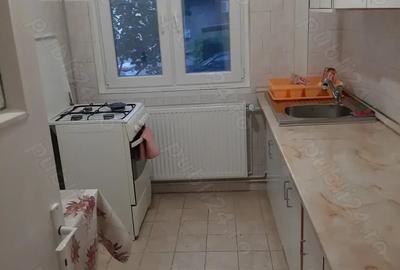 Proprietar inchiriez apartament 3 camere decomandat - 4