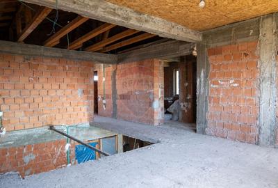 Vanzare vila cu 5 camere Parter+Etaj, str. Magnoliei - Pantelimon - 3