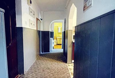 Apartament cu 2 camere decomandat în Micro 3