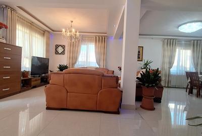 Casă cu 6 camere cu Teren 307 Mp în Fundeni - 3