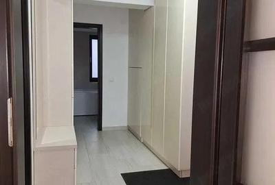 Apartament cu 3 camere decomandat în Podul de Fier - 2