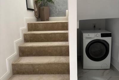Casă cu 4 camere cu Teren 325 Mp în Bârnova - 1