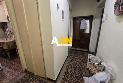 Apartament cu 3 camere semidecomandat în Cetate - 2