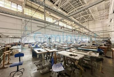 Spațiu industrial, de 1,033 mp, în Rogerius - 2