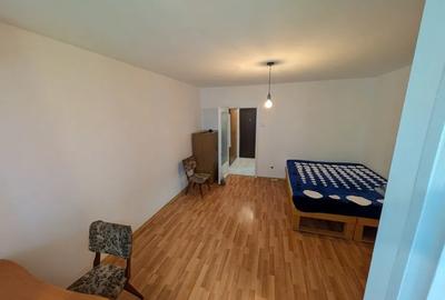 Apartament cu 1 camera, decomandat, etajul 1/9, zona Tatarasi - 2