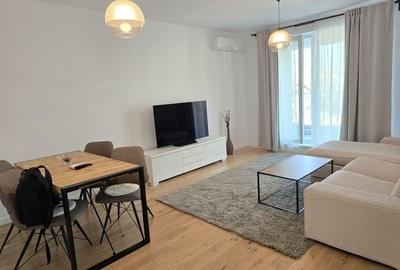 Apartament cu 2 camere decomandat, mobilat în Regie