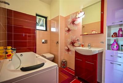 Resedinta distincta, mobilata cu rafinament, pe 1.000 mp teren, Central, Sacele, Resedinta distincta, mobilata cu rafinament, pe 1.000 mp teren, Central, Sacele, - 42