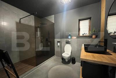 Casă cu 5 camere cu Teren 692 Mp în Central - 2