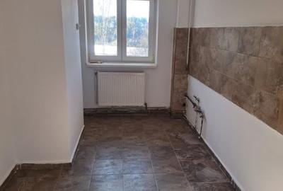 Apartament cu 2 camere de inchiriat , 56 mp , Zona Valea Aurie - 3